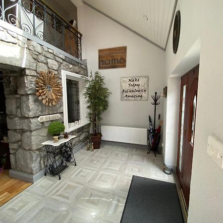 Salmon Weir Lodge Cong Extérieur photo