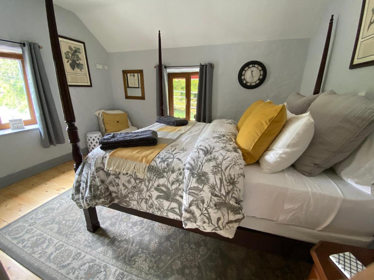 Salmon Weir Lodge Cong Extérieur photo